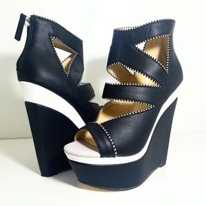 Black & White Wedge Sandal
